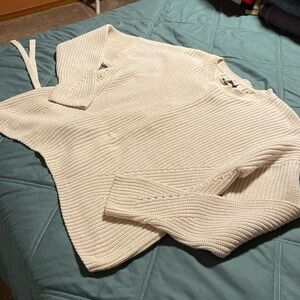 Unique Lucky Brand sweater